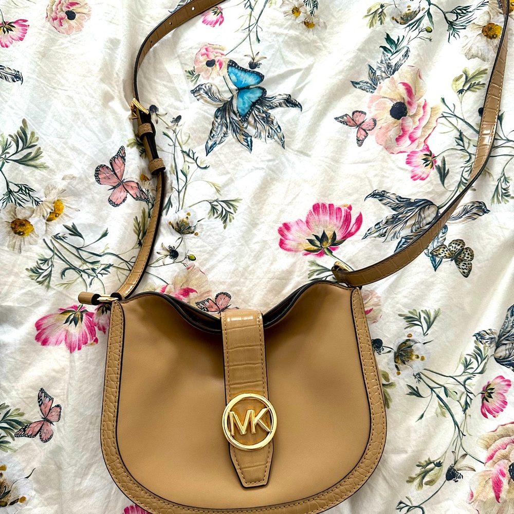 Gabby Michael Kors Tan Crossbody Bag